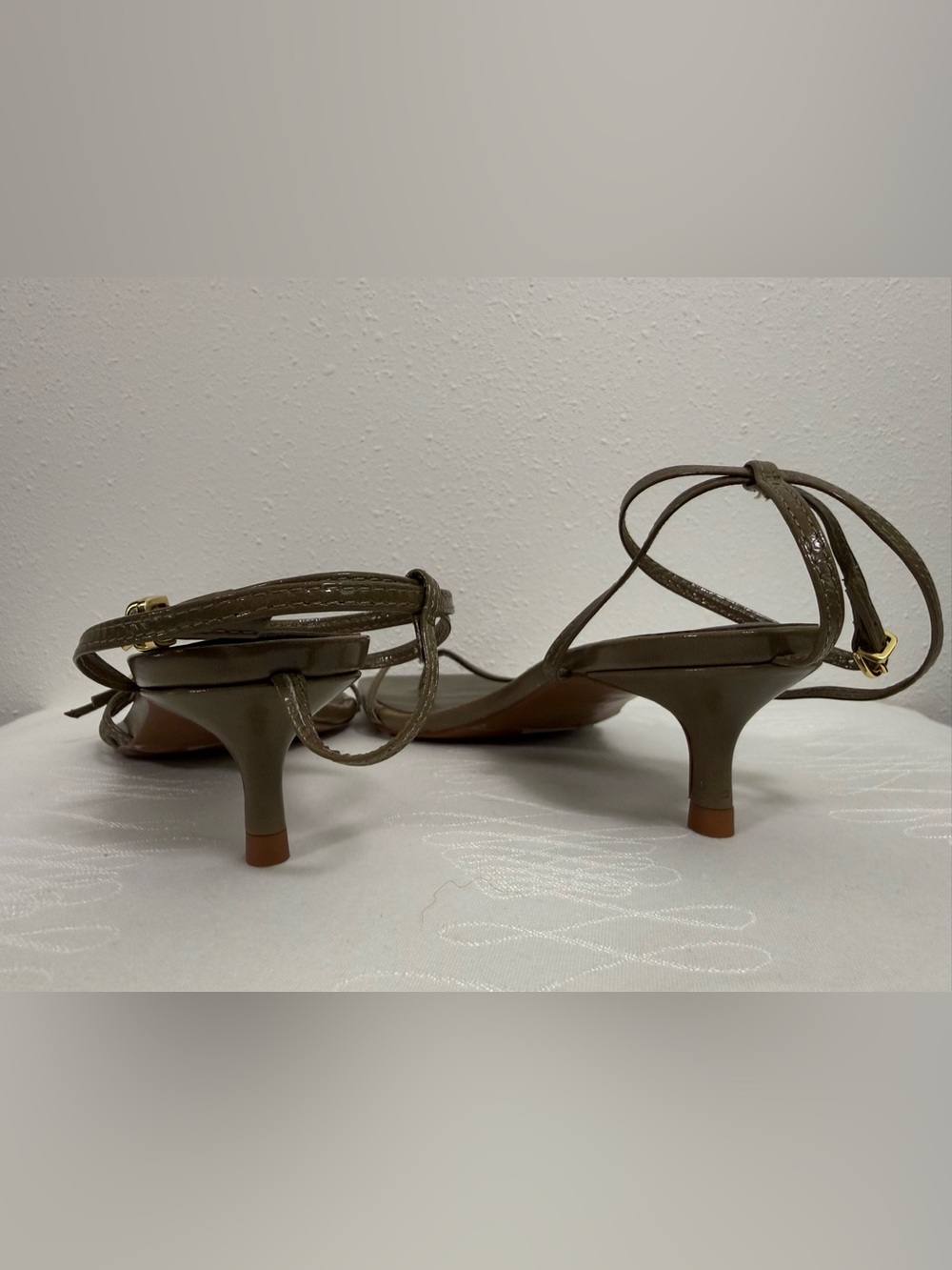 Zara Olive Strappy Kitten Heel Thong Sandals Made in Spain EU 38 NWOT - Picture 7 of 15